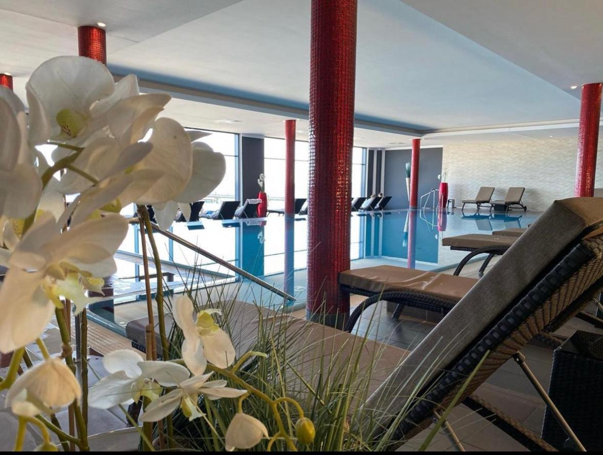 Bayside Hotel Scharbeutz Buitenkant foto