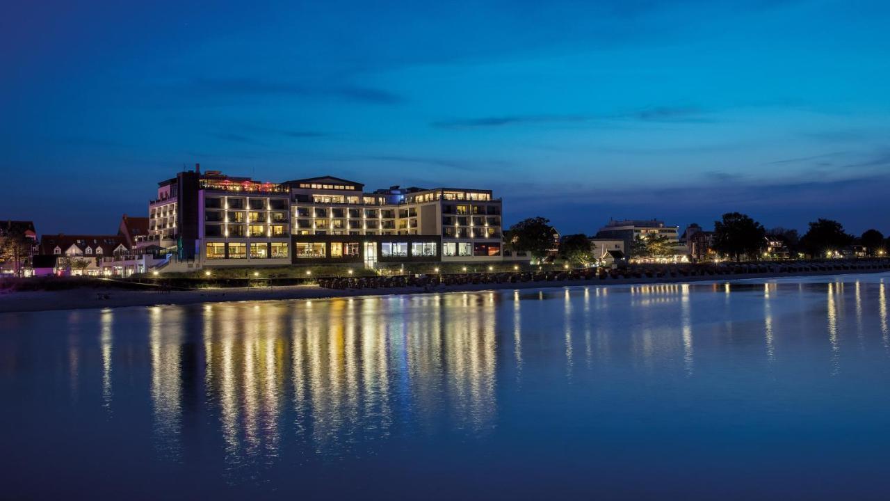 Bayside Hotel Scharbeutz Buitenkant foto